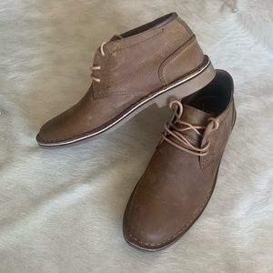 Kenneth Cole casual chukka boot